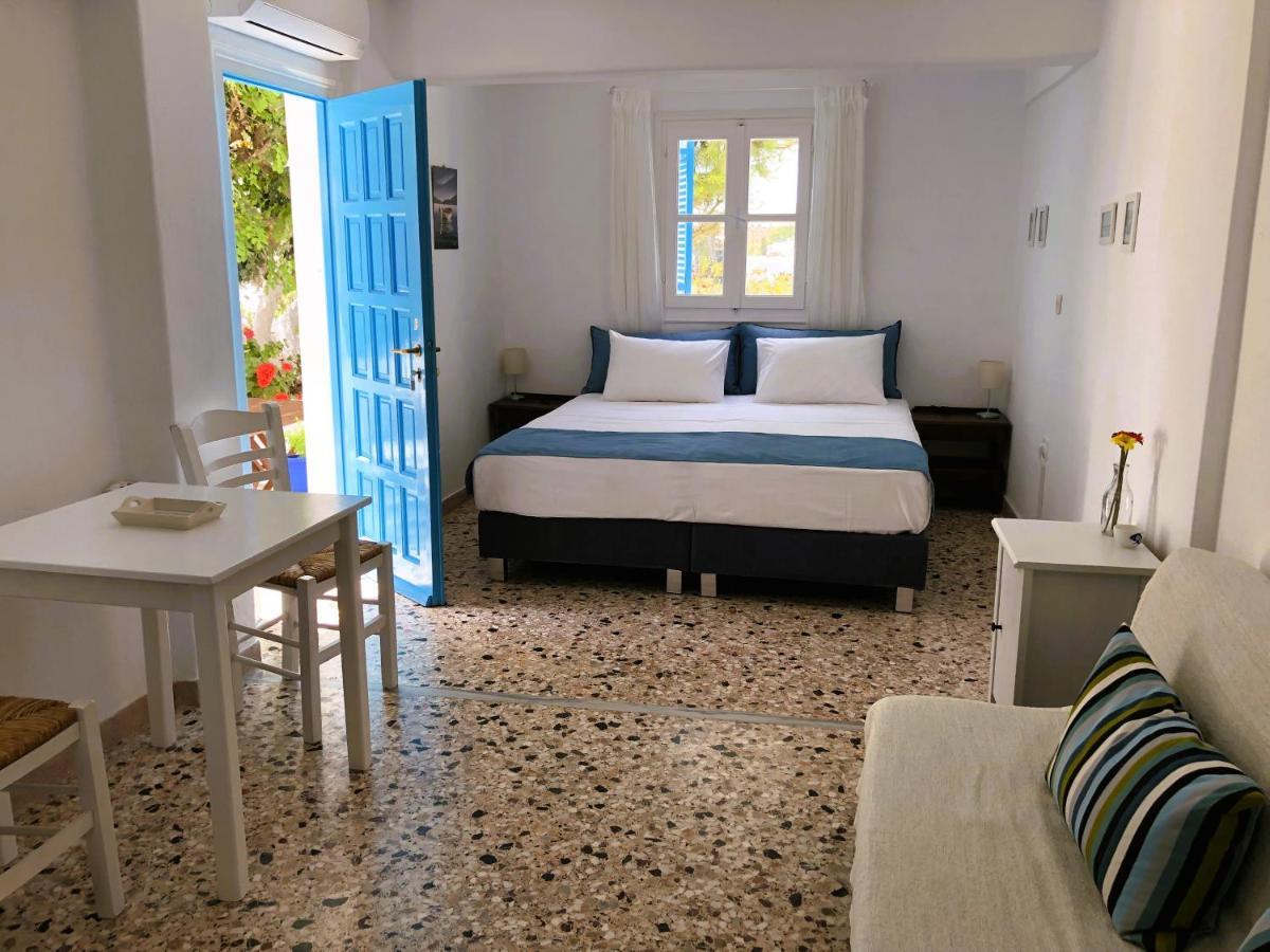 Meltemi Studios And Apartments Logaras Extérieur photo